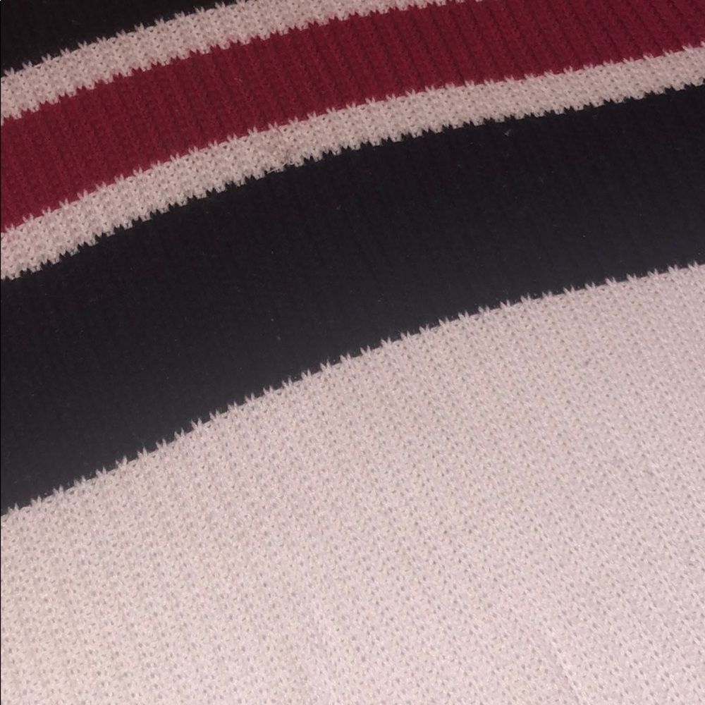 Oversized Knit Sweater - Picture 2 of 4